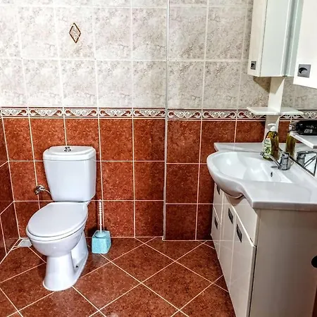 Apartament Fethiye'de Merkezi Konumda 1+1 Daire Fethiye