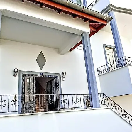 Fethiye'de Merkezi Konumda 1+1 Daire Apartament *