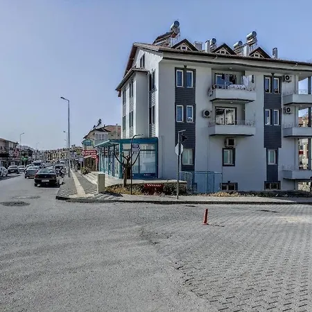Apartament Fethiye'de Merkezi Konumda 1+1 Daire *